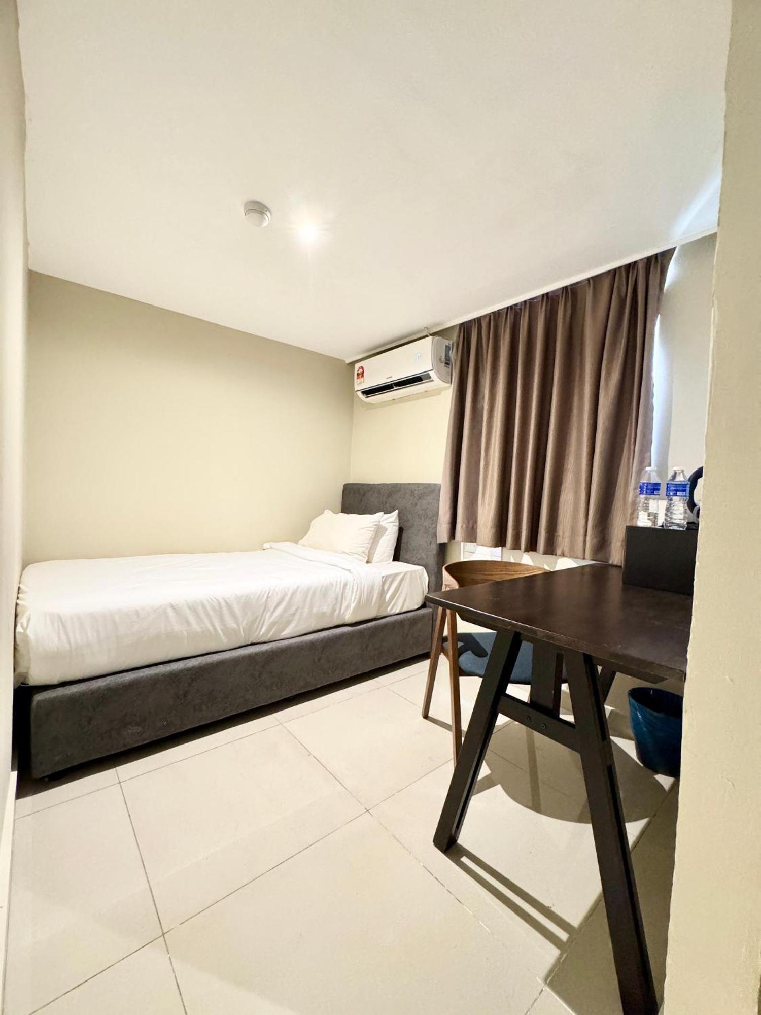 Kingston Hotel 6 - Changkat, Bukit Bintang Kuala Lumpur Exterior photo